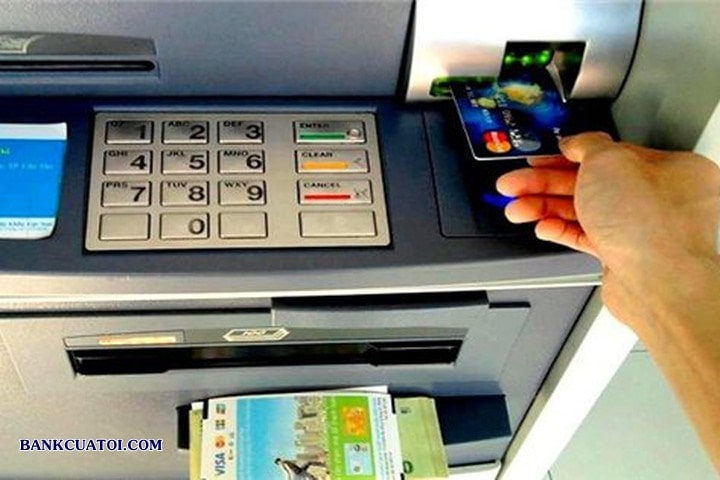 doi ma pin the atm co can dung cay khong