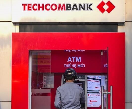nạp tiền tại cây ATM Techcombank